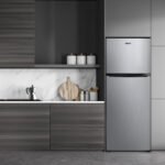 Galanz 4.6. Cu ft Two Door Mini Fridge with Freezer, Stainless Steel Look new - Image 7